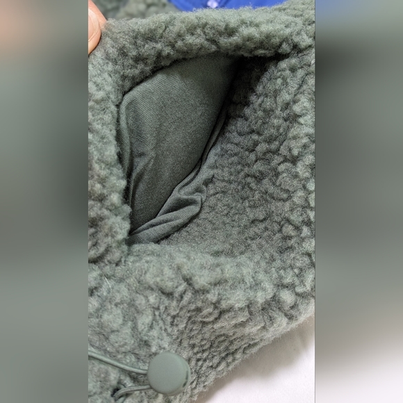 NWOT Fabletics Rylan Teddy fleece oversized - Picture 11 of 16